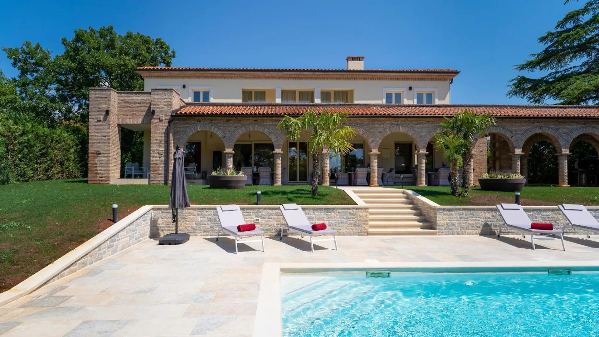Luxury Villa Lionea In Porec For 10 People With Sea View & Private Pool