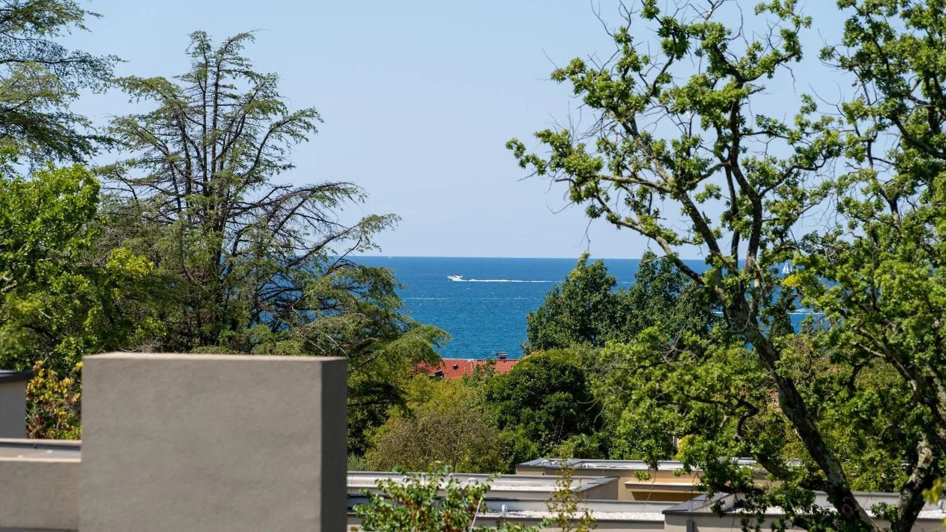 Luxury Villa Lionea In Porec For 10 People With Sea View & Private Pool