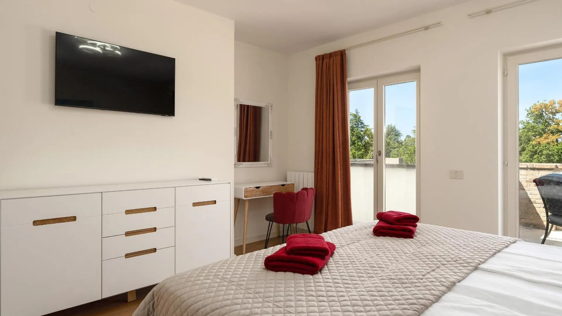 Luxury Villa Lionea In Porec For 10 People With Sea View & Private Pool