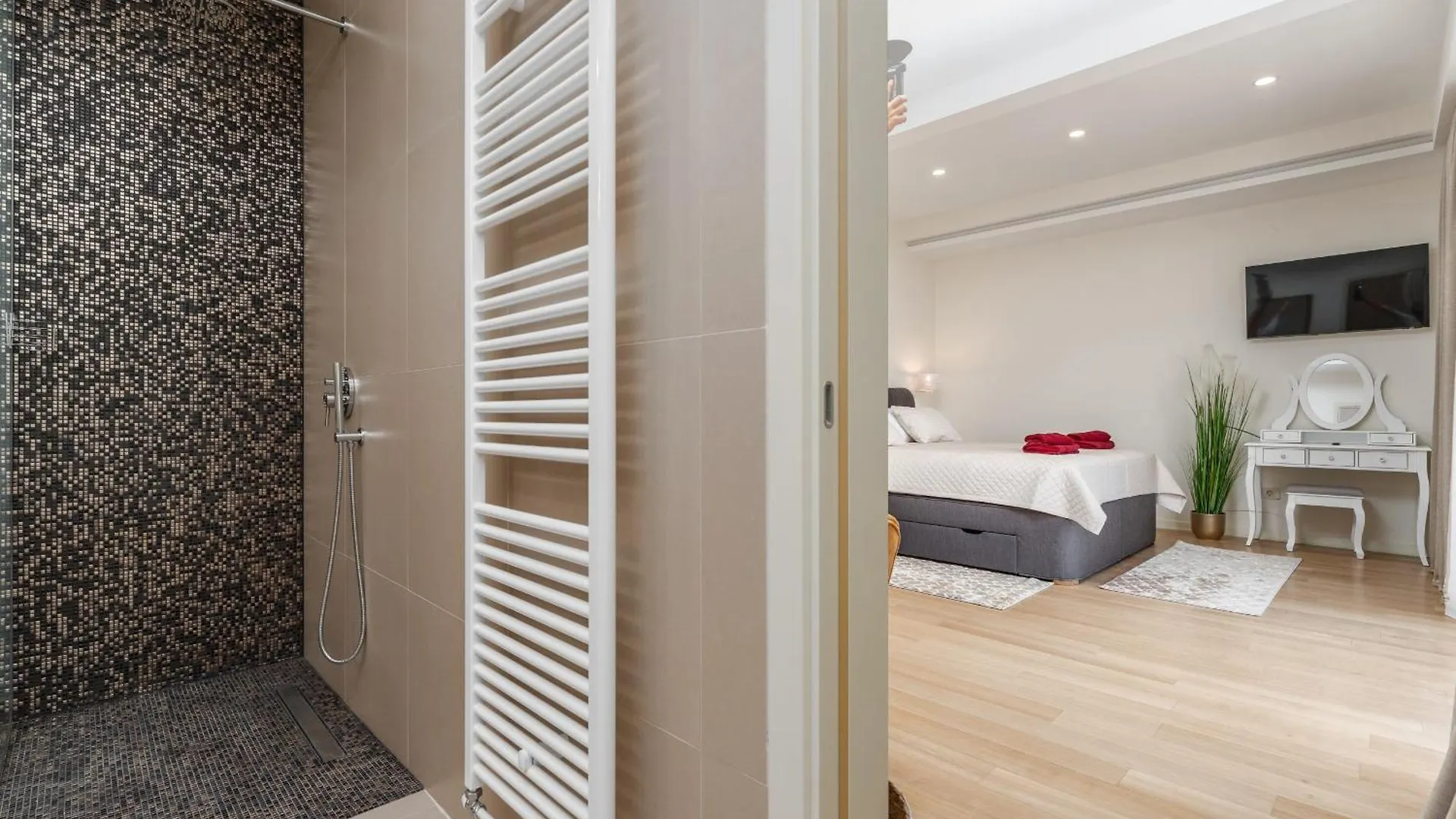 Luxury Villa Lionea In Porec For 10 People With Sea View & Private Pool