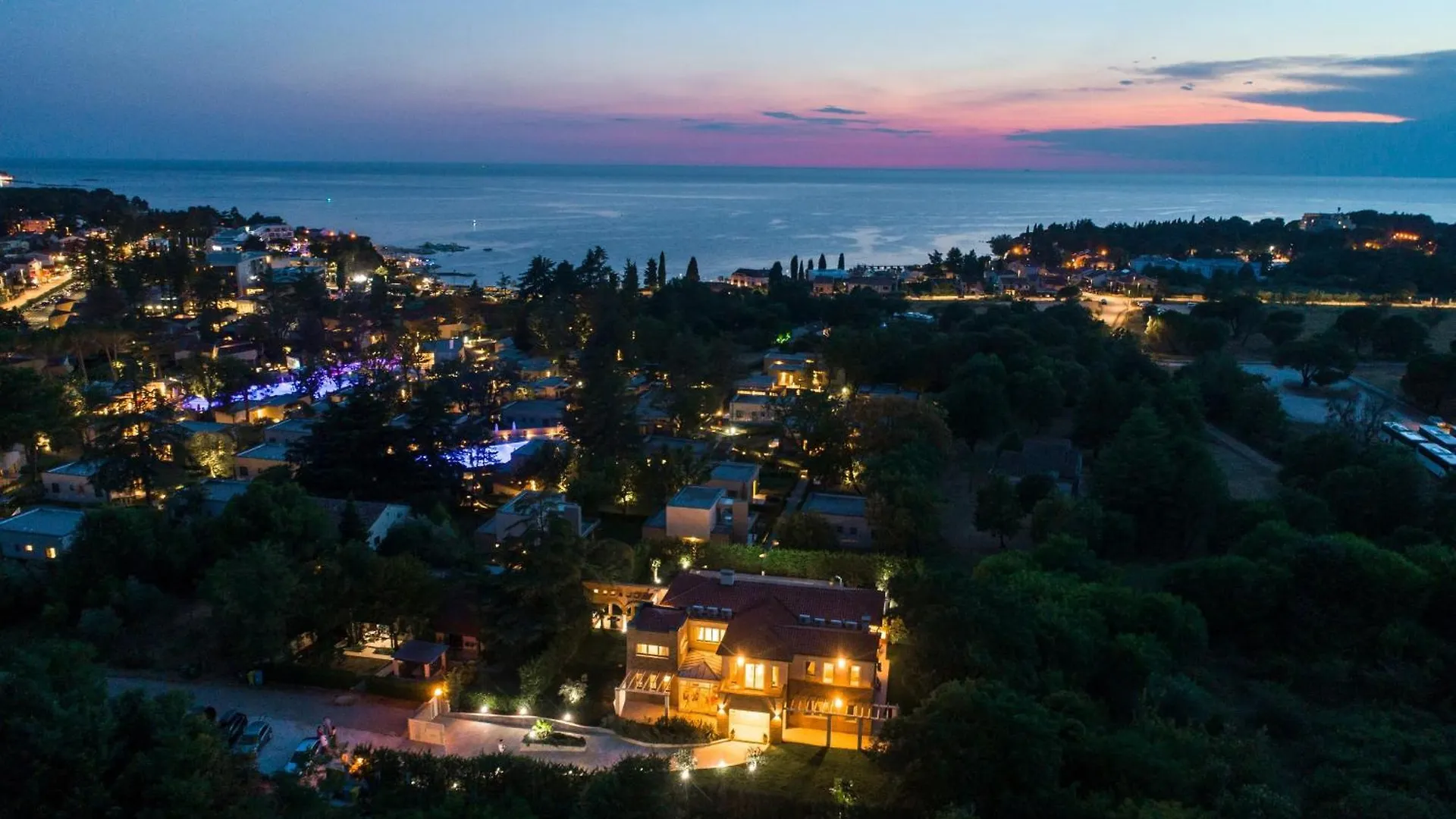 Luxury Villa Lionea In Porec For 10 People With Sea View & Private Pool